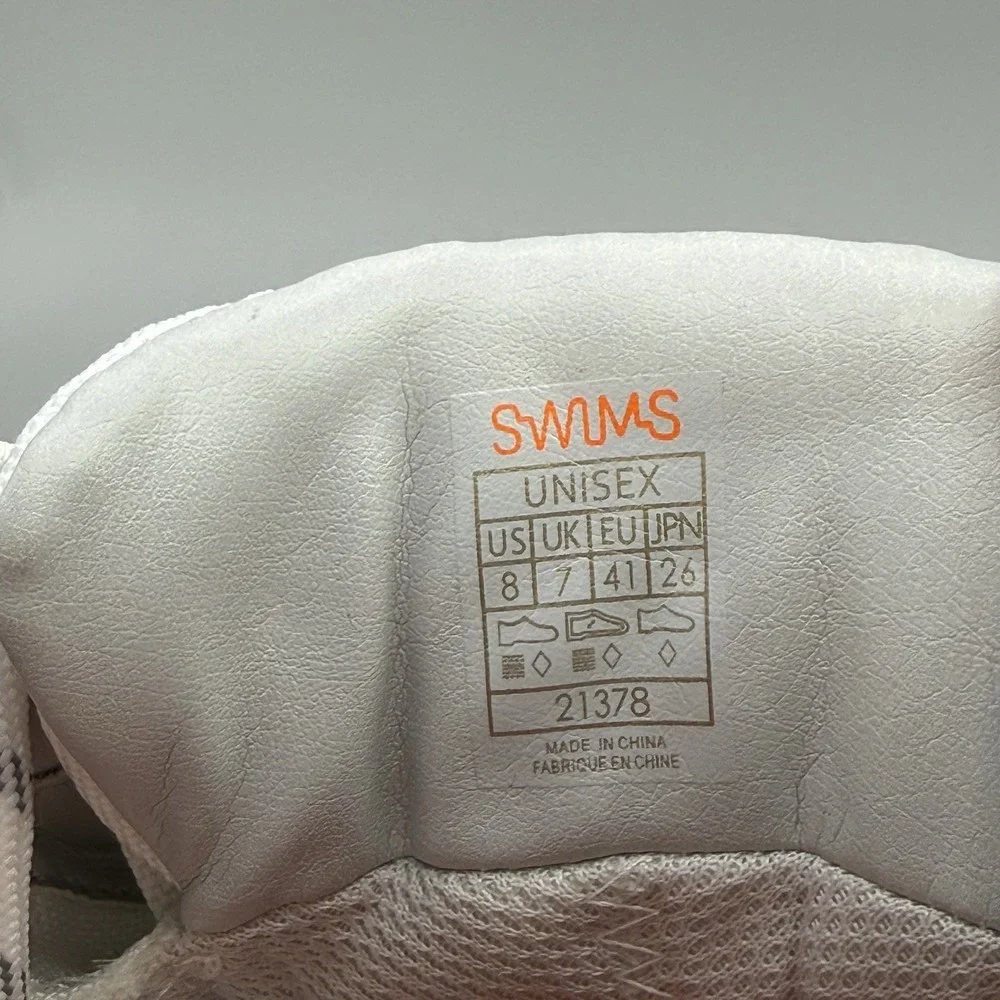 SWIMS Snow Runner‎ Low Boots Waterproof Unisex Size 8 Off-White